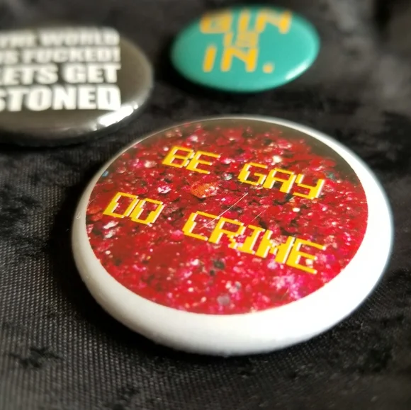 Button Bundle - Words - Picture 2 of 2